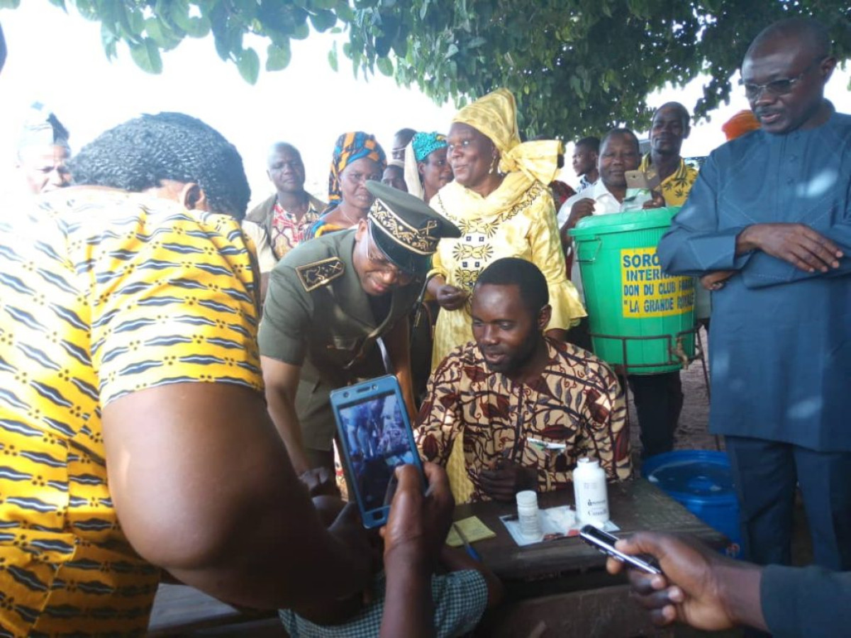 CAMPAGNE DE VACCINATION CONTRE LA ROUGEOLE ET LA RUBÉOLE DANS LE BORGOU : Le préfet Cissé fait le premier geste salvateur