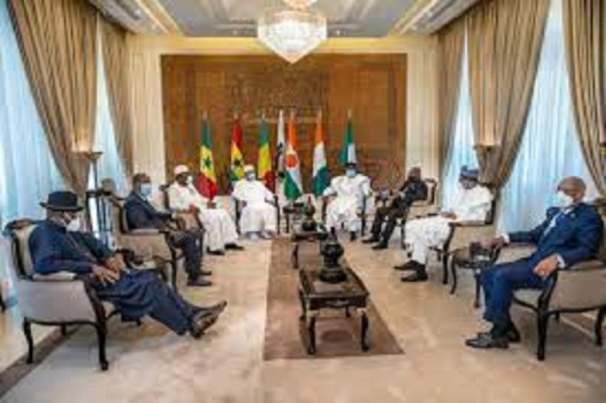 AFRIQUE :  La Cedeao lève ses sanctions contre le Mali, mais exige une chose