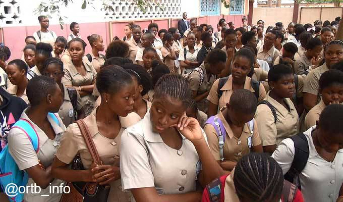 ÉDUCATION AU BÉNIN :  La décision de généralisation du port de la tenue kaki au secondaire public comme privé annulée