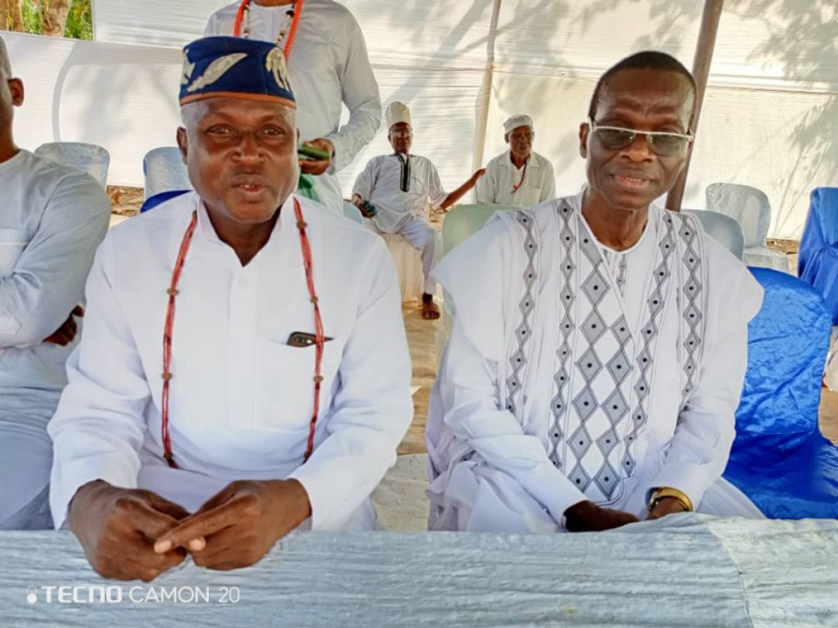 53E ANNIVERSAIRE CULTUEL DU PRÊTRE VODOUN BATHELEMY ZINSOU À ZINSOUHOUE : Le Préfet Christophe Mégbédji honore l’heureux du jour