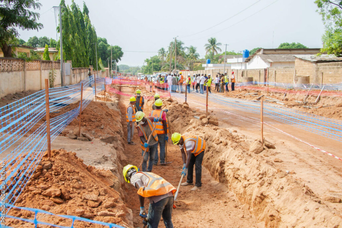 Voiries et assainissement au bénin: djougou, kandi et 5 autres communes prises en compte