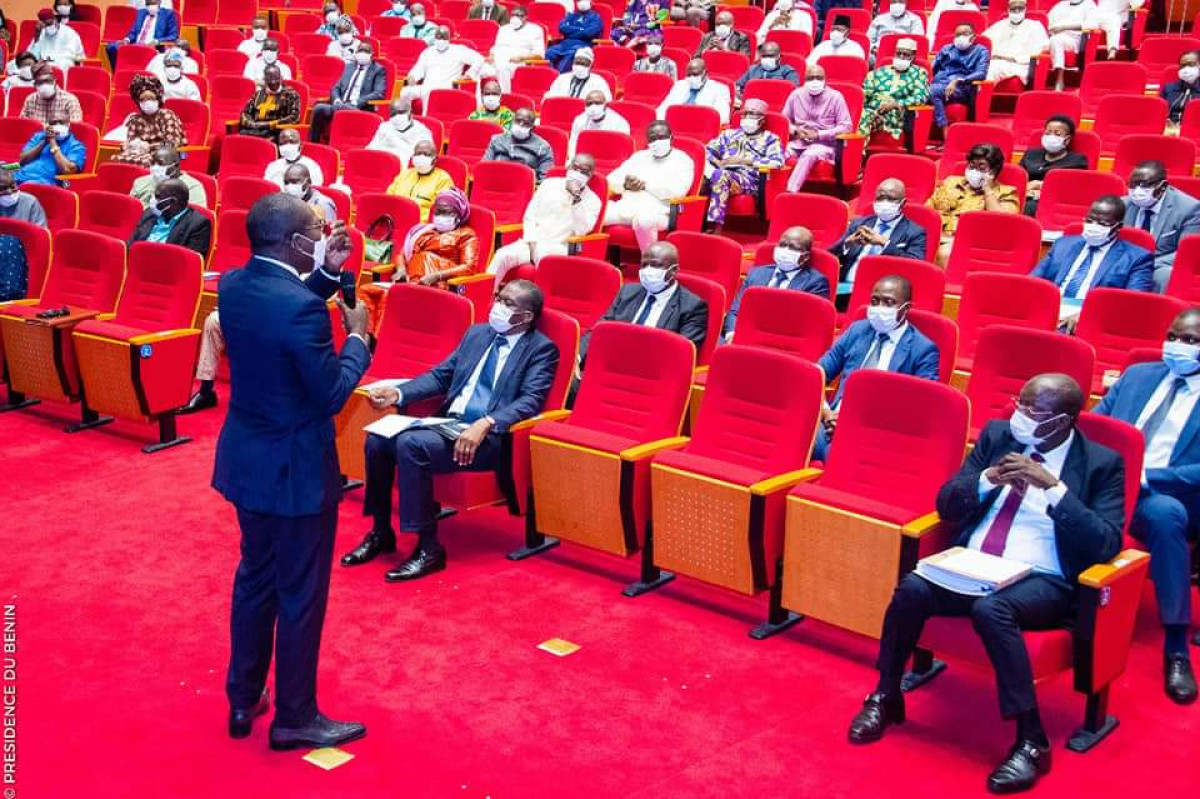 REFORME STRUCTURELLE DU SECTEUR DE LA DECENTRALISATION AU BENIN : Des maires sans pouvoir face à des Secrétaires Exécutifs très puissants?  . Quand le souci de la bonne gouvernance hante Talon . Tout ce qui a changé