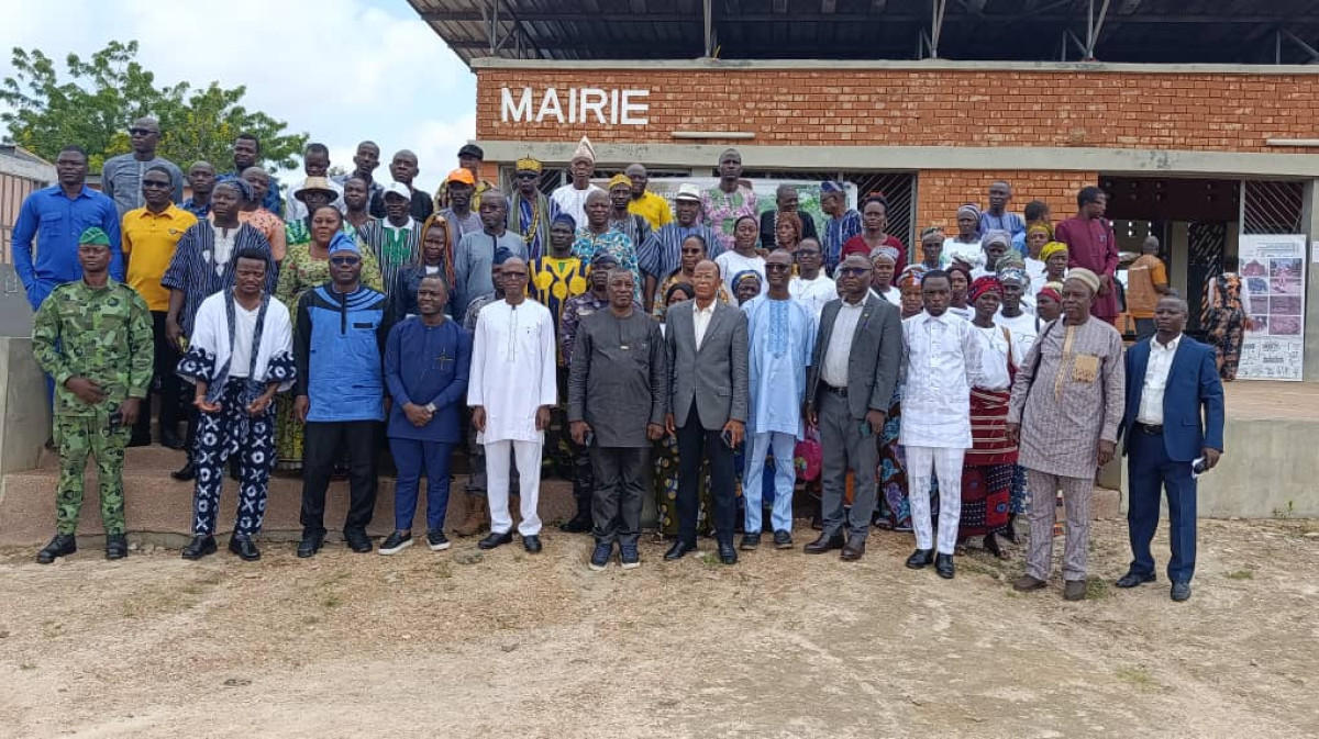 Sauvegarde des valeurs culturelles au Bénin et au Togo: le Corps des Volontaires Béninois dote le Koutammakou d'une boussole climatique