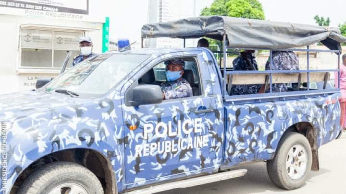 OUEME/LUTTE CONTRE LA CYBERCRIMINALITE : La police républicaine interpelle 8 individus à Djèrègbé