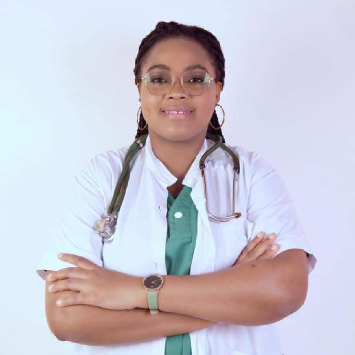 CAUSES ET CONSÉQUENCES DE L’ENDOMÉTRIOSE : La gynécologue Vanessa-Marie Hessou dit tout sur un mal inconnu