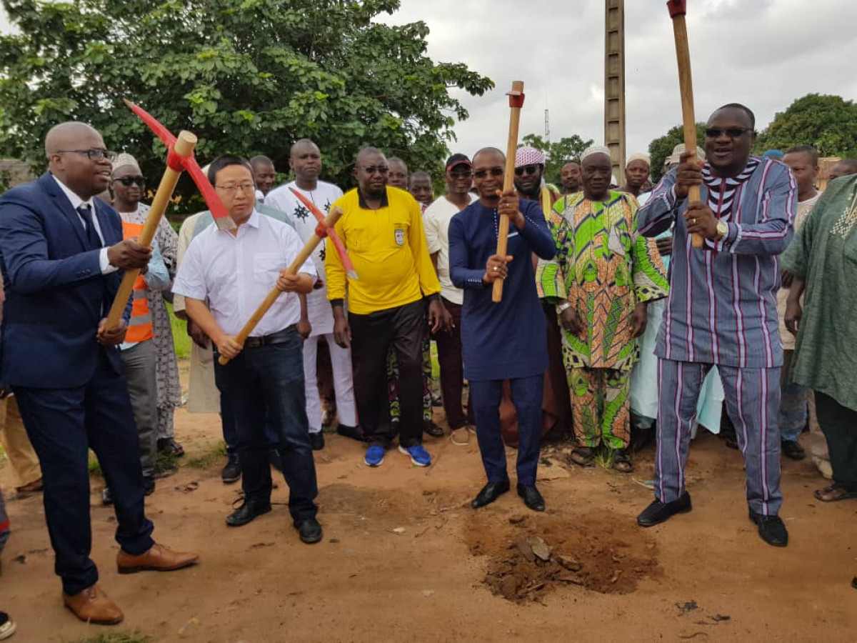 ASPHALTAGE DES RUES DE PARAKOU : Cissé et Toko donnent le top pour la concrétisation d’un projet jamais réalisé à Parakou depuis 1960