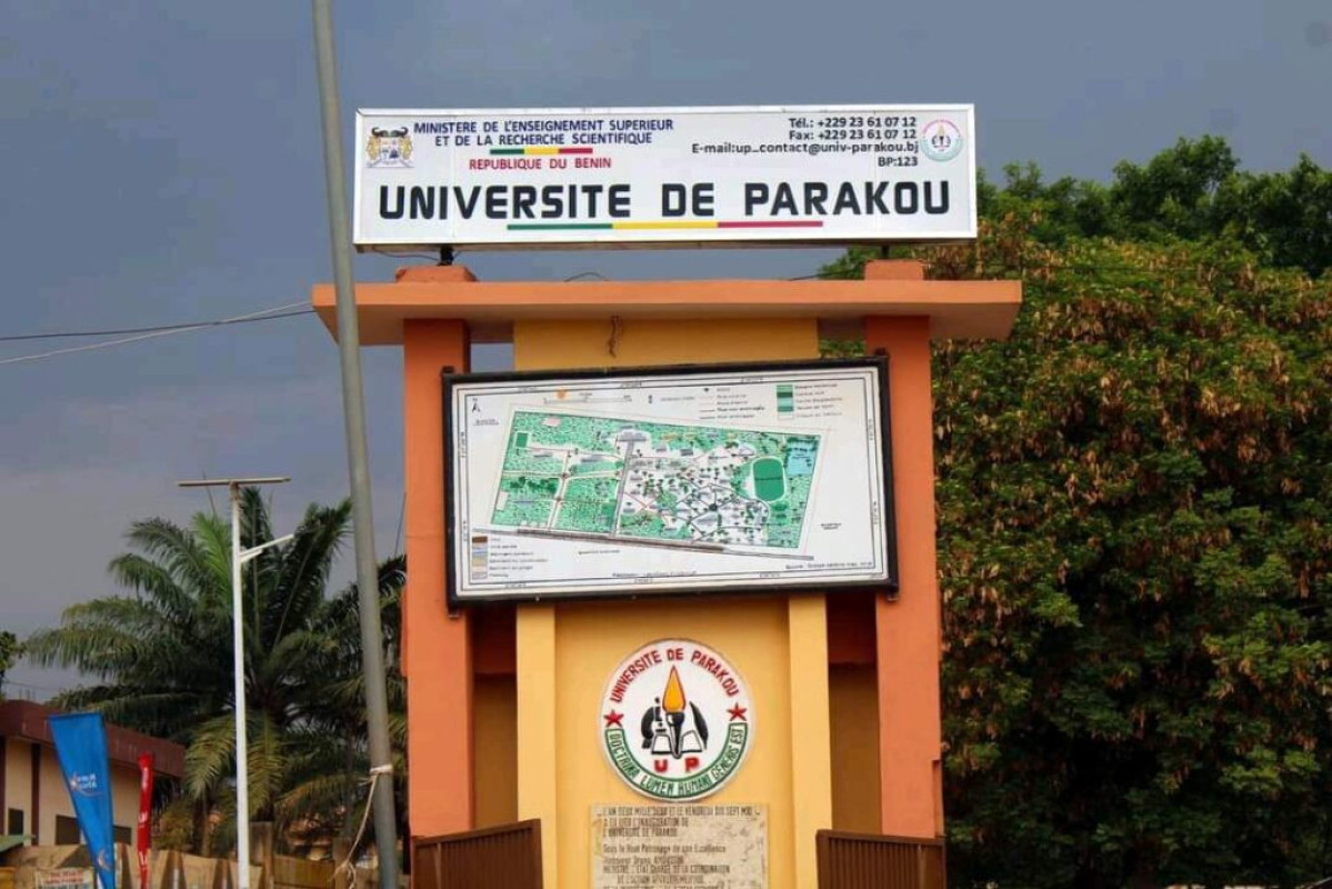 ADOPTION DU CODE DE DÉONTOLOGIE ET DE L&rsquo;ÉTHIQUE DU PERSONNEL ENSEIGNANT DES UNIVERSITÉS :  Vers la fin des comportements déviants en milieu universitaire 