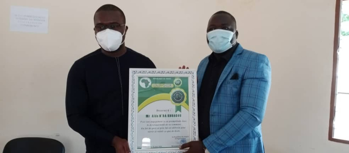 POUR SON DYNAMISME ET LA BONNE GOUVERNANCE DONT IL FAIT MONTRE A LA TÊTE DE LA COMMUNE DE BOUKOMBE, Le maire Aldo N&rsquo;Dah Kouagou nominé pour le prix Général Matthieu Kérékou