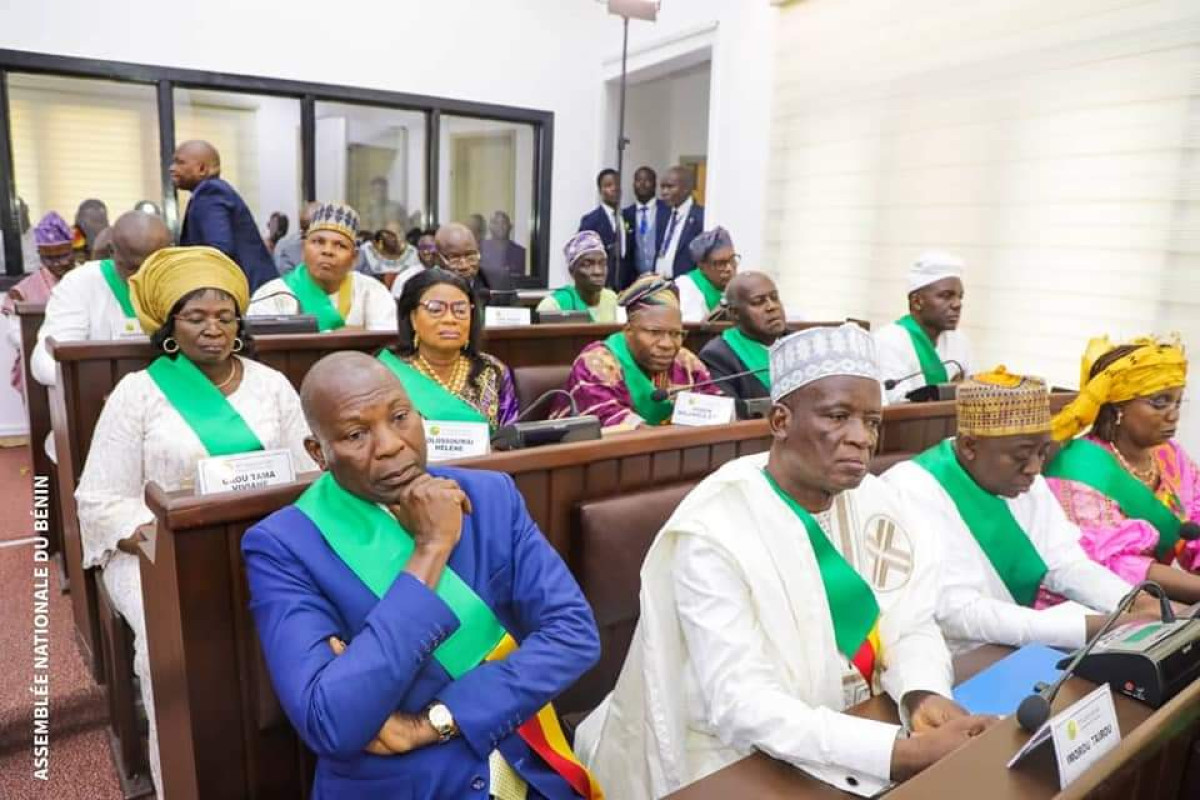 ENVOI DE SOLDATS BÉNINOIS AU NIGER  «La déclaration de guerre est-elle autorisée par l&rsquo;Assemblée Nationale ?», demandent  »Les Démocrates »  .Voici les 19 questions des parlementaires au gouvernement