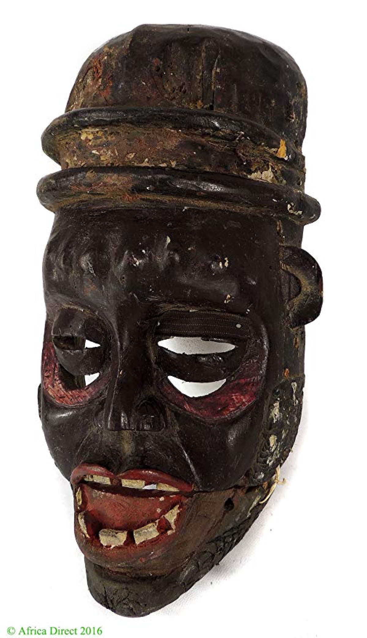 CHRONIQUE DES US ET COUTUMES : Le masque horrible du quartier latin de l’Afrique!