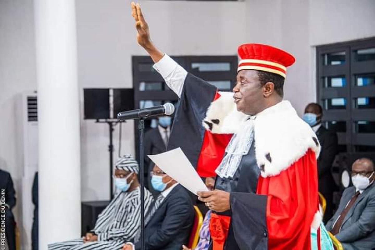 UN MOIS APRES SA NOMINATION A LA COUR SUPREME, Le président Victor Adossou s&rsquo;entretient avec son homologue de la Cour Constitutionnelle