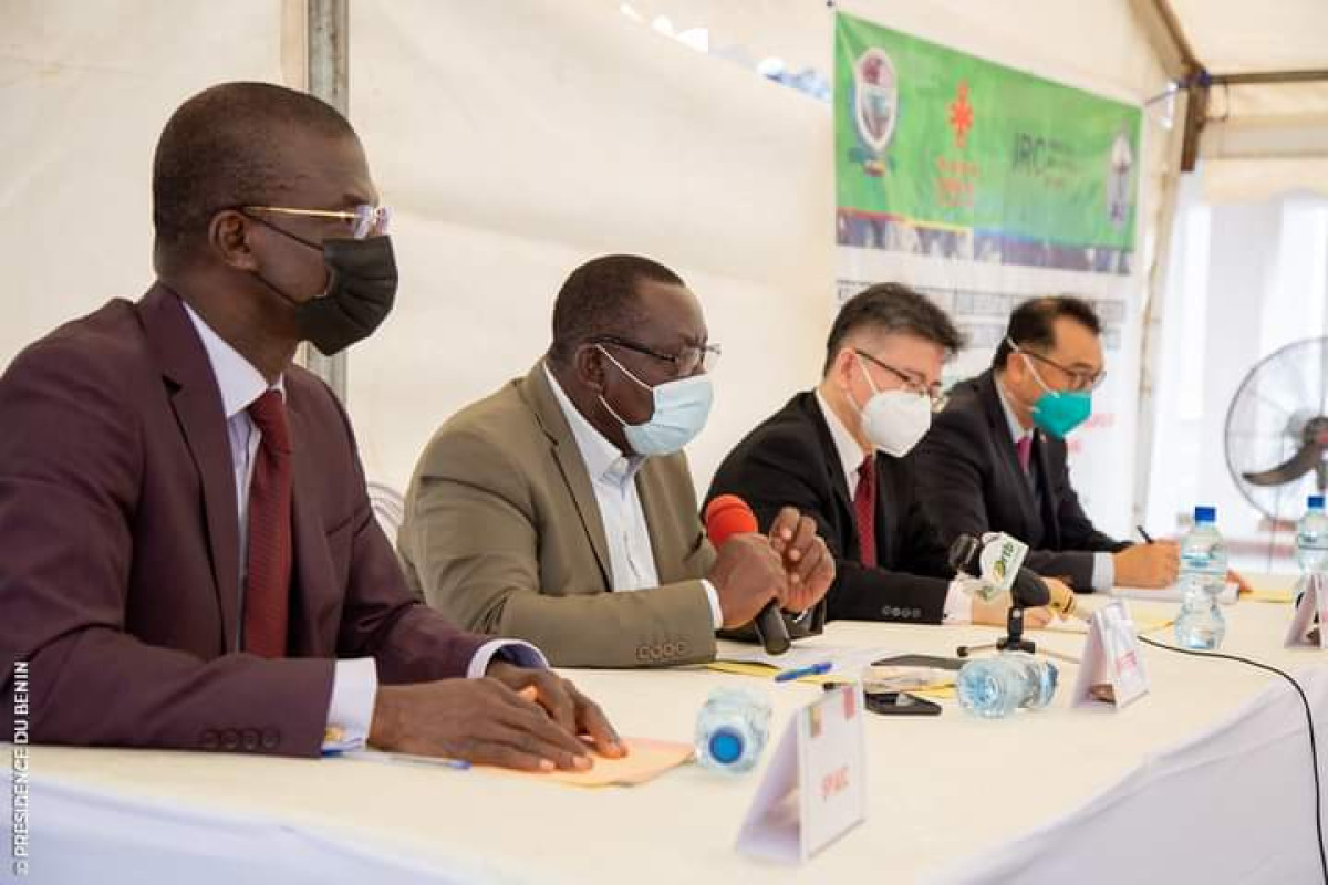 FORMATION DES TRACTORISTES ET CONDUCTEURS DE MOTOCULTEURS DU BENIN : Le ministre Gaston Dossouhoui donne le top