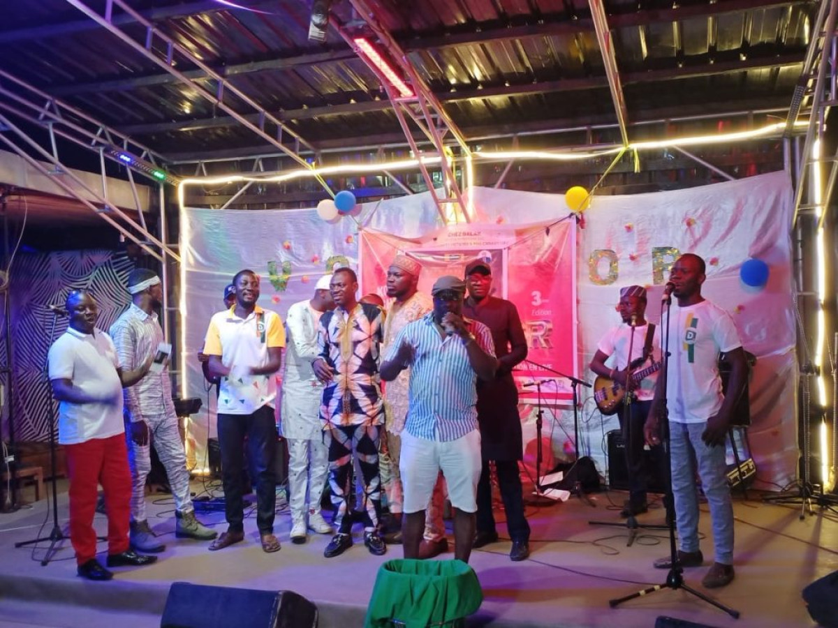 PARAKOU/CONCERT DES 20 ANS DU DÉCÈS DE MAMA ABARISSY : Ibn Daraye Mama rend hommage à l’artiste
