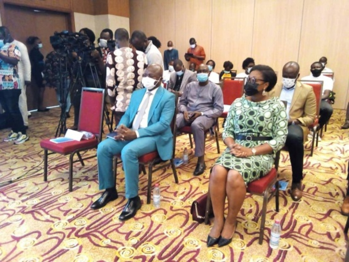 FORMATION DES JEUNES AUX METIERS DU NUMERIQUE AU BENIN : Aurélie Adam Soulé et Yves Kouaro lancent la première cohorte du programme Learn