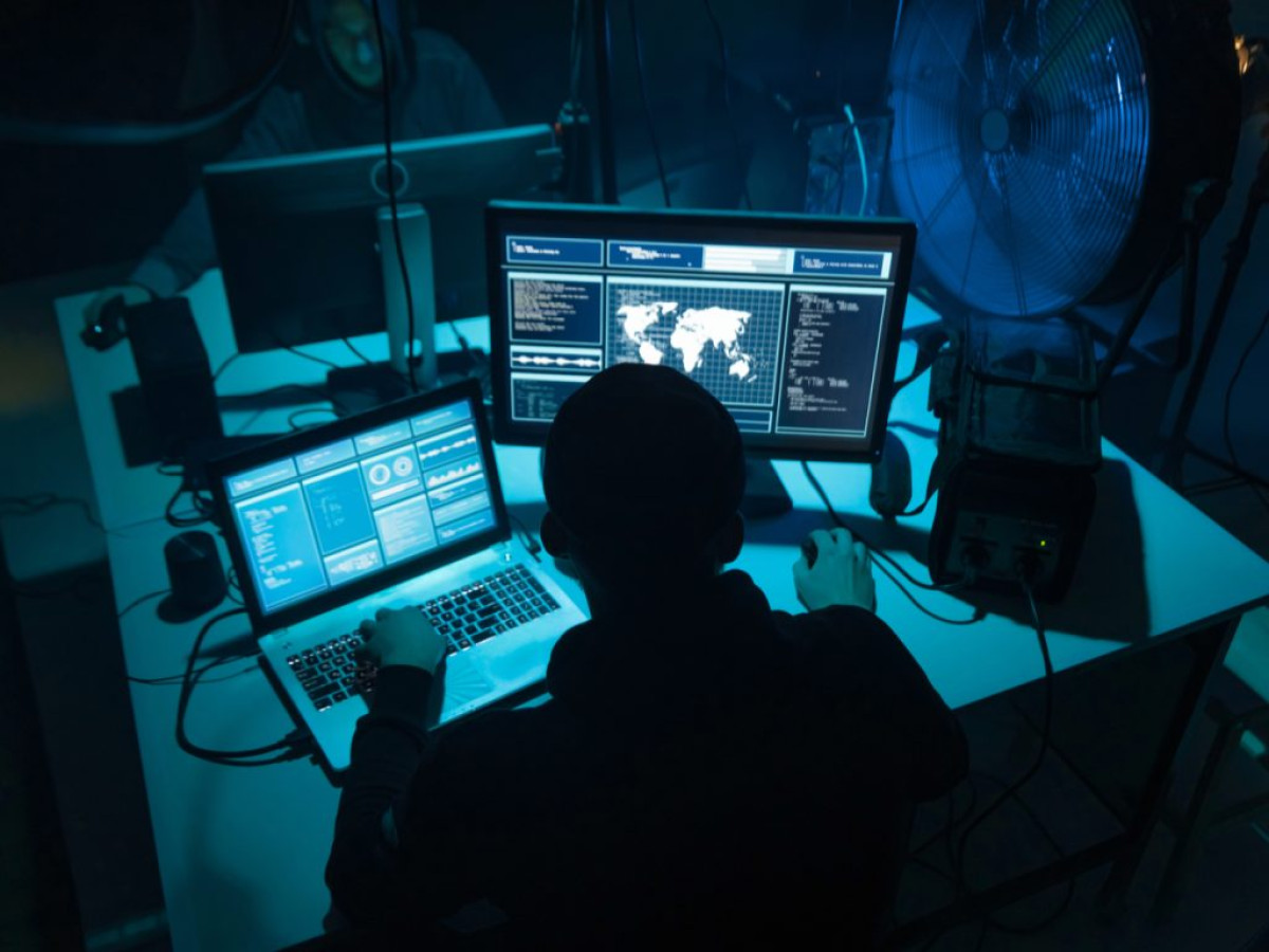 BÉNIN/CYBERCRIMINALITÉ :  Neuf individus interpellés à Azovè  . 236 cartes Mtn, 8 ordinateurs, 18 téléphones et autres objets saisis