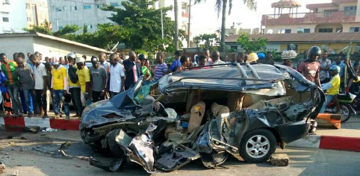 TRANSPORTS TERRESTRES ET SUPERSTITIONS AU BENIN : La place du gris-gris dans la sécurité routière  . Le côté mystérieux des accidents de la route