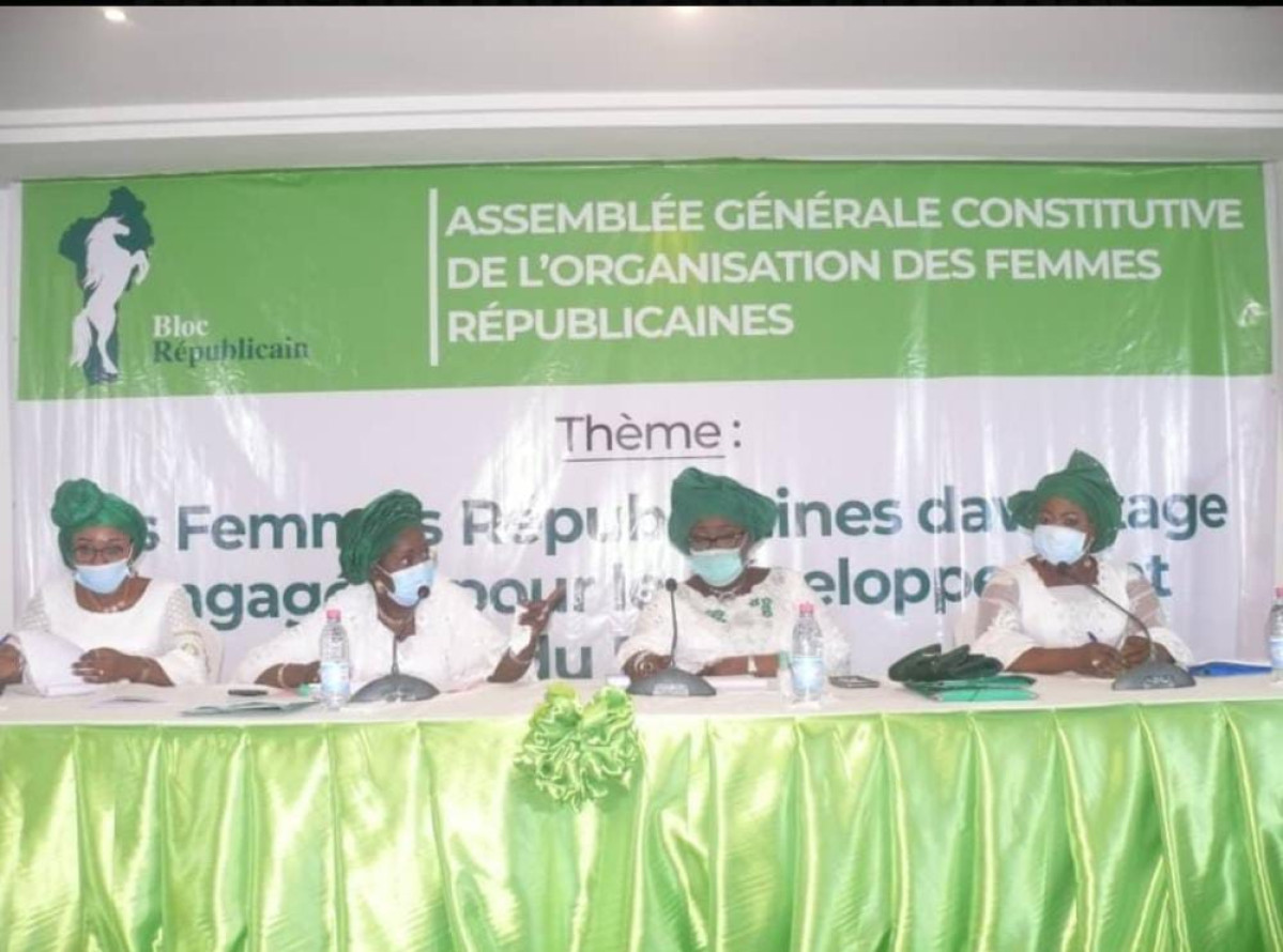 MISE EN PLACE DES ORGANISATIONS DE MASSE DU BLOC REPUBLICAIN : L’artillerie à gagner des femmes Br voit le jour . Alimatou Badarou élue coordonnatrice nationale de l’Ofr