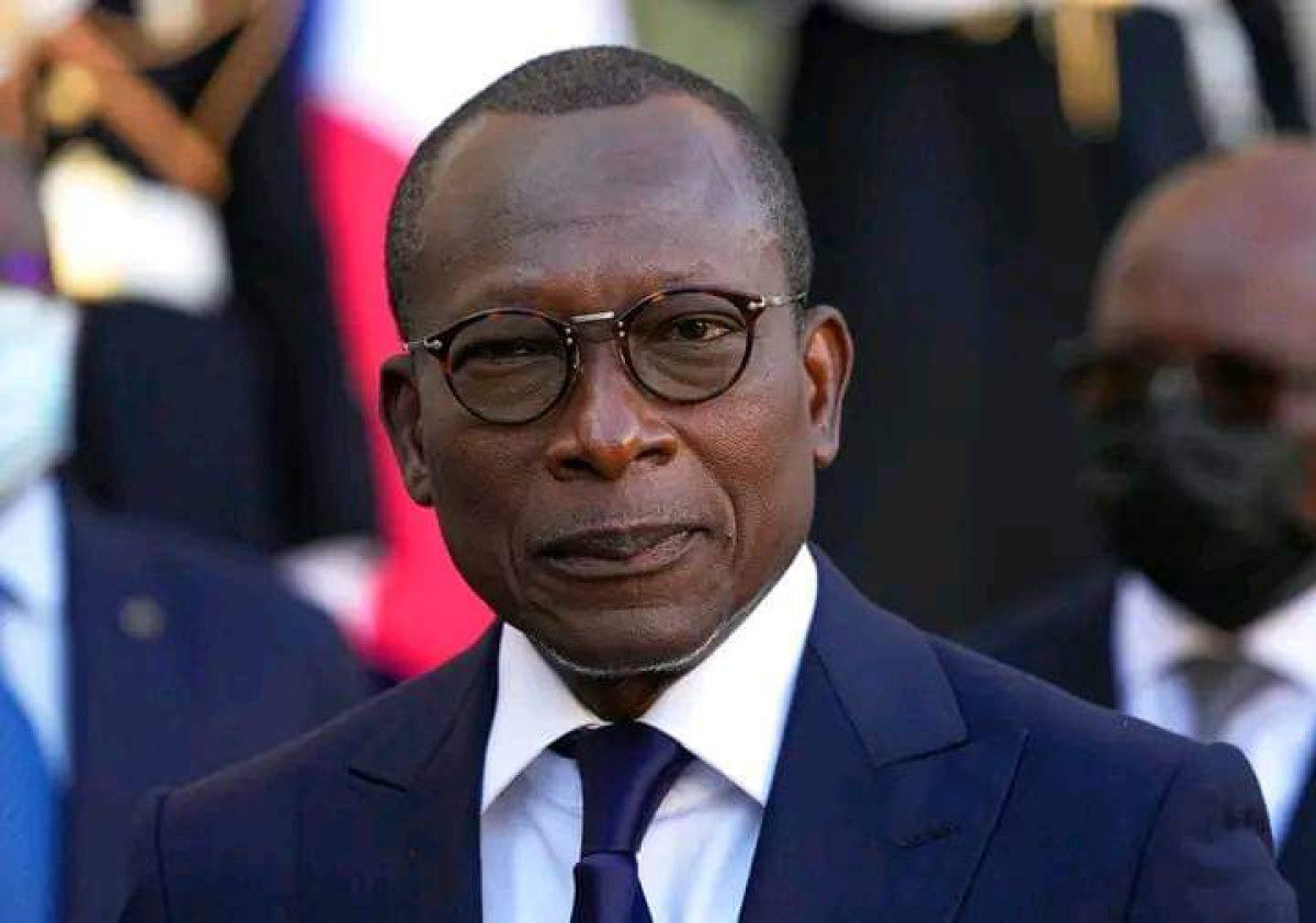 COUP D’ÉTAT EN COURS AU NIGER : Patrice Talon à Niamey pour les négociations