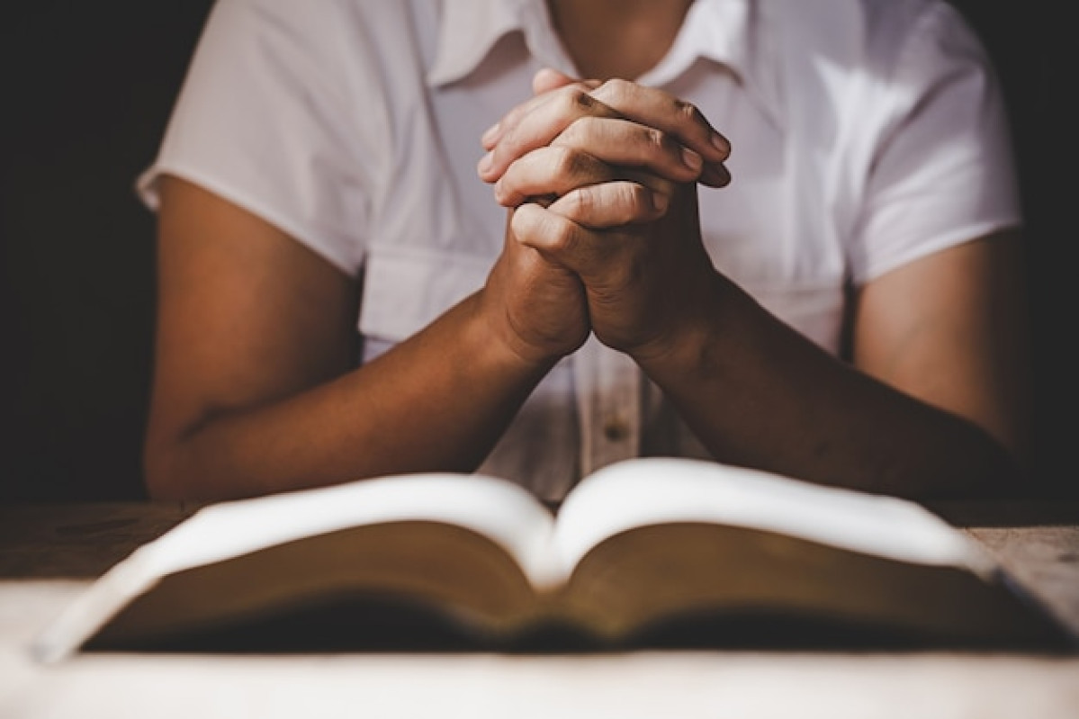 LA VOIX DU SEIGNEUR : « Avec ton Dieu tu franchiras toute muraille de limitation…», exhorte le pasteur Paul Akinlolu
