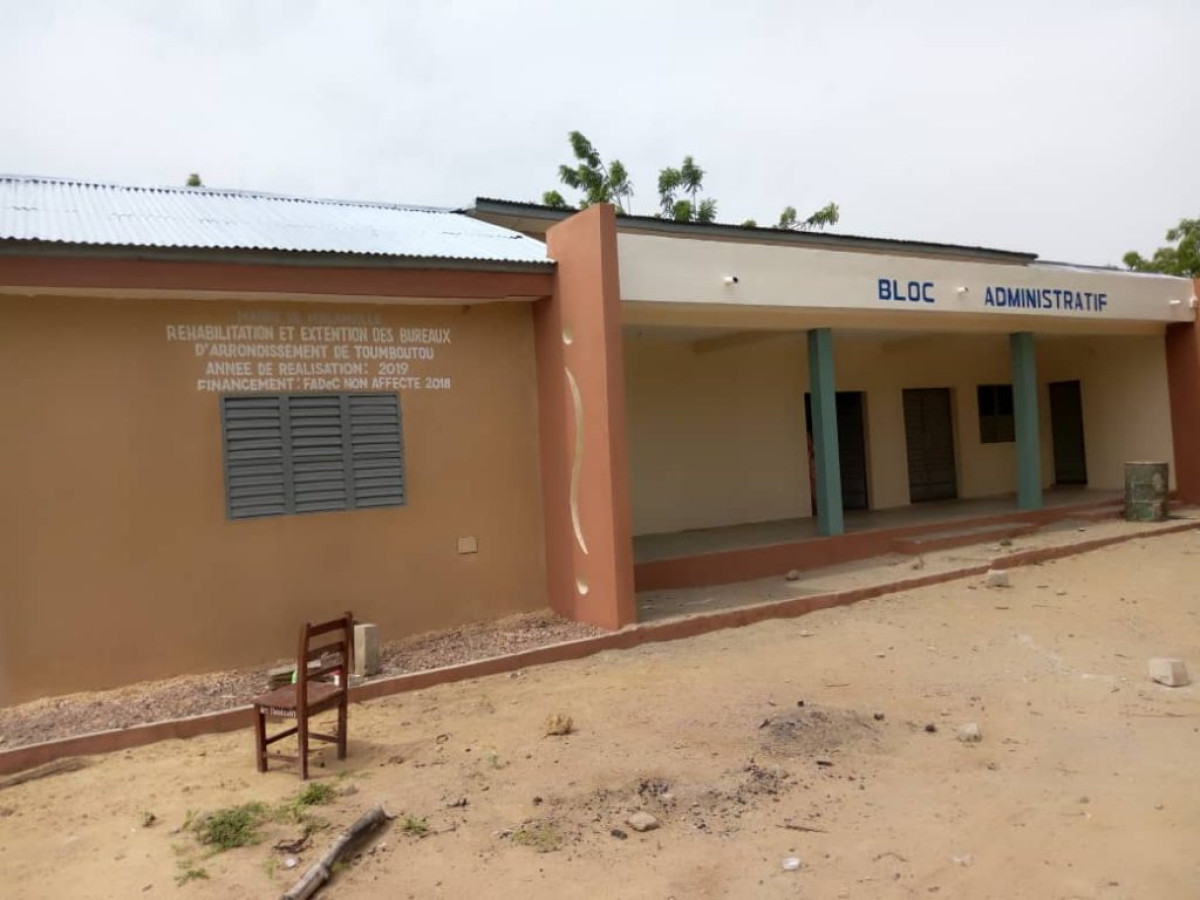 COMMUNE DE MALANVILLE : Inoussa Dandakoé réhabilite les bureaux d’arrondissement de Toumboutou