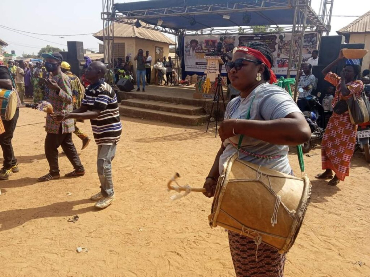 7ème édition du festival tikpèrè à Parakou : l&rsquo;association Mp Vision promeut la paix et la cohésion sociale 