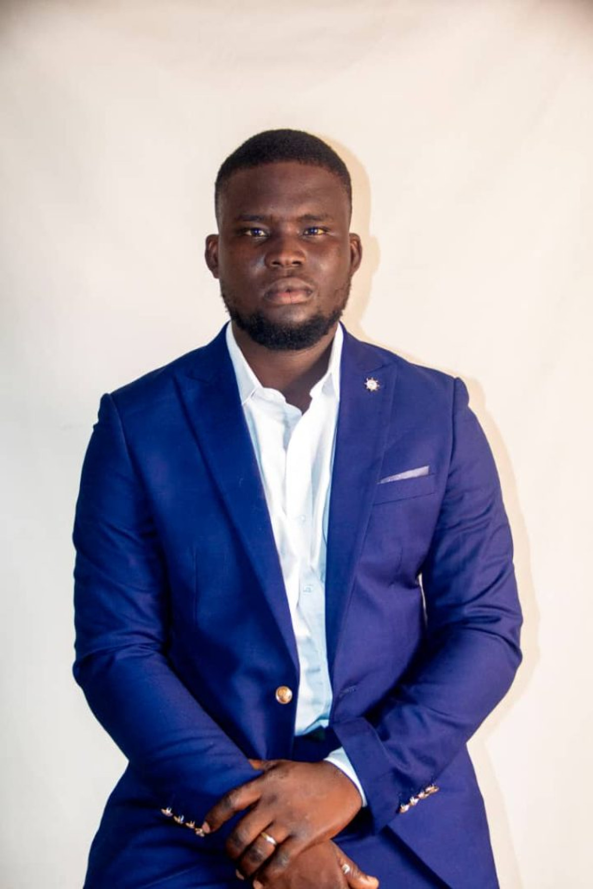 ENTREPRENEURIAT ET ÉTUDES : Le Pdg de Hemera Communication Jean-Paul N&rsquo;Gobi, décroche sa licence