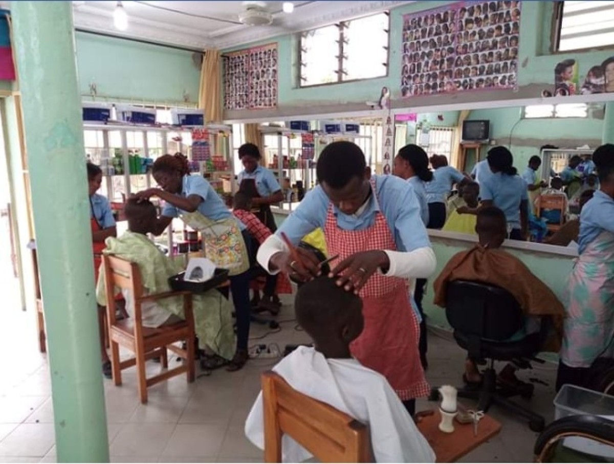 RECENSEMENT DES CORPS DE MÉTIERS TOUCHES PAR LE CORONAVIRUS AU BÉNIN : Les populations dans l’attente de l’aide de l’Etat . Aucun secteur n’est en réalité épargné !