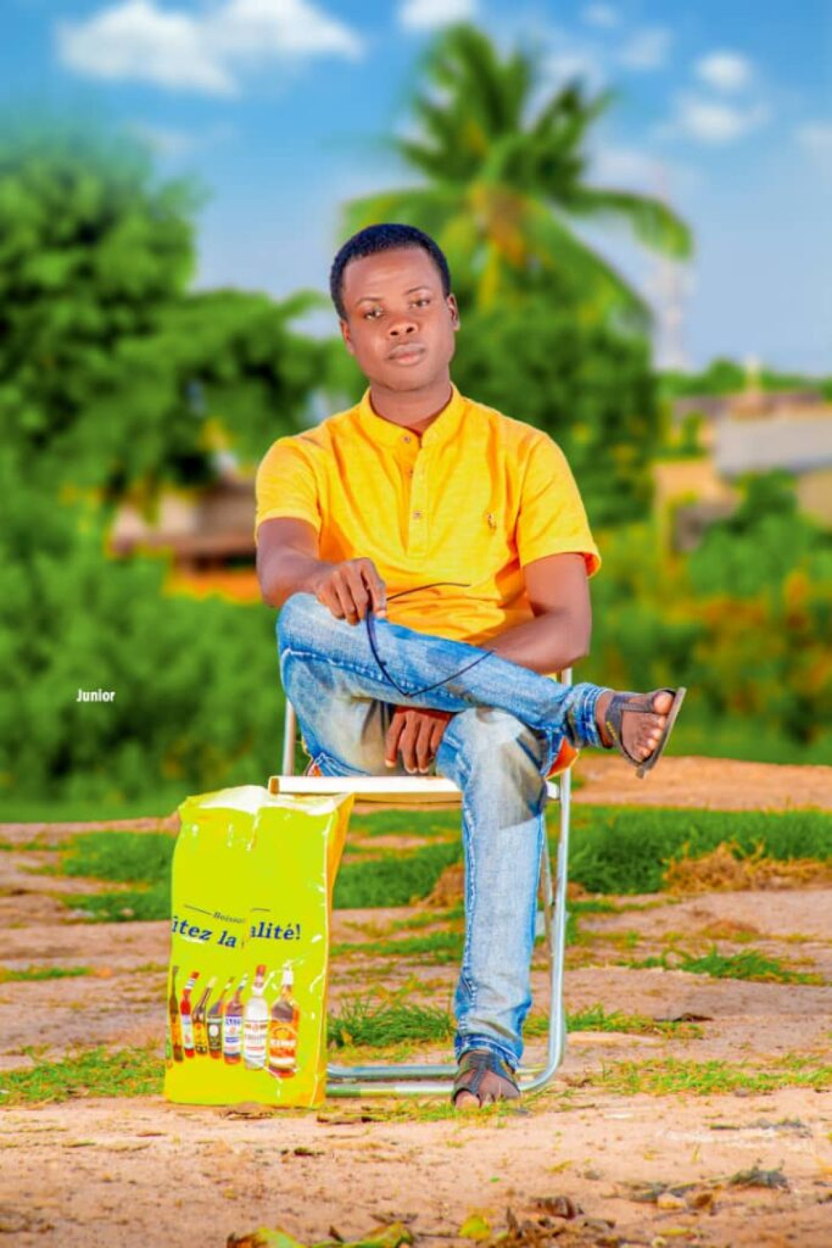 BÉNIN/DÉPASSÉ PAR UNE FORTE DÉPRESSION : Un Ame du primaire se donne la mort par pendaison . Voici son message d’adieu publié sur sa page Facebook