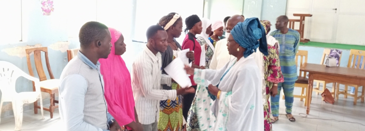 PARAKOU :  Alimatou Abdoulaye offre 150 bourses aux apprenants