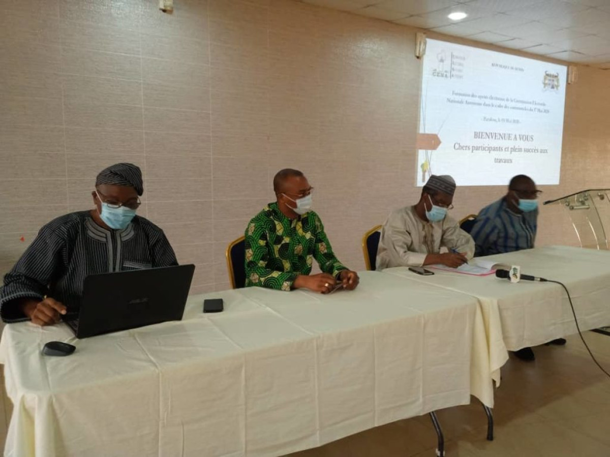 ÉLECTIONS COMMUNALES ET MUNICIPALES : La formation des agents électoraux lancée à Parakou