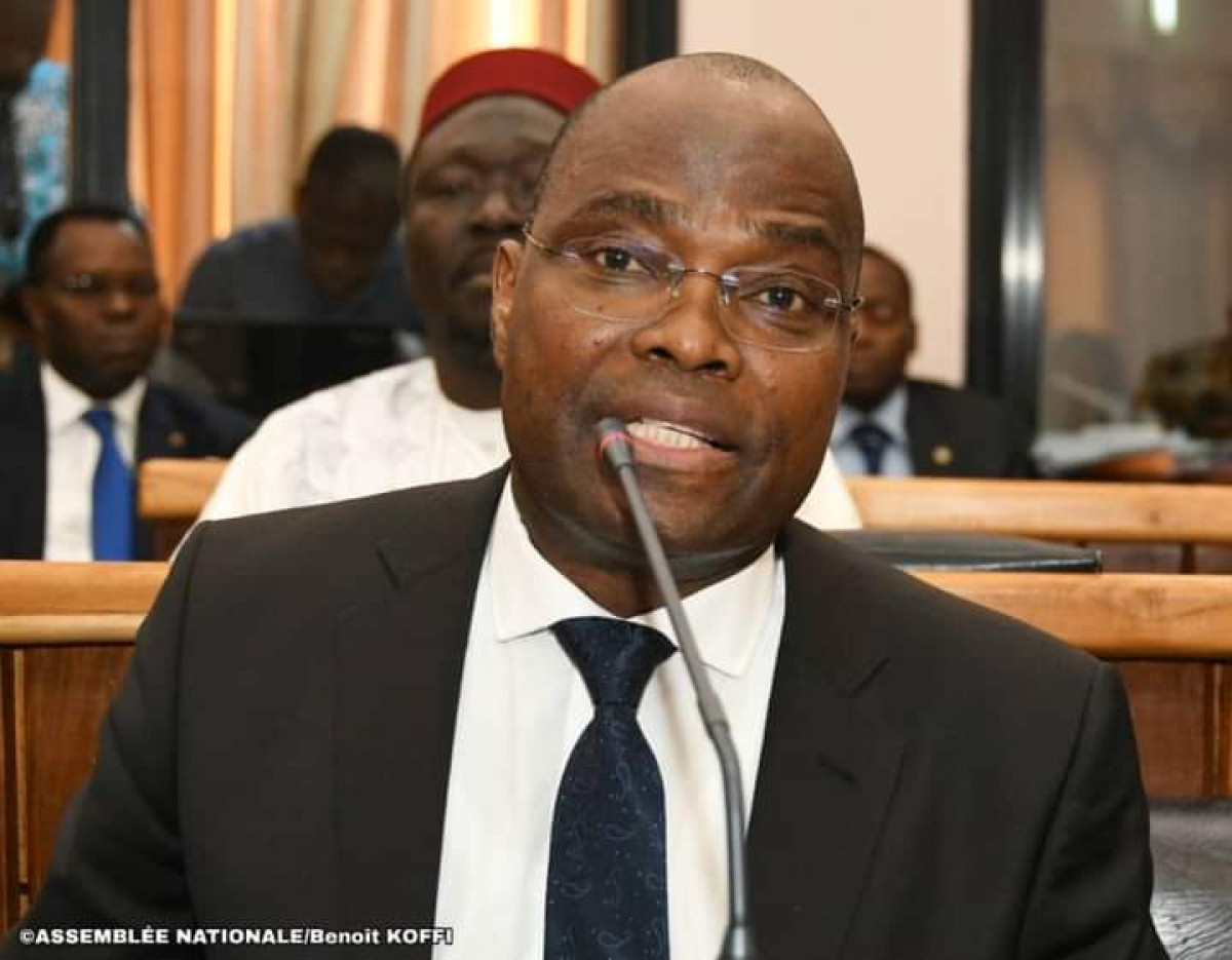CONSTRUCTION D’UN NOUVEAU SIÈGE DE L’ASSEMBLÉE NATIONALE : L’He Bagoudou salue le plaidoyer du président Vlavonou