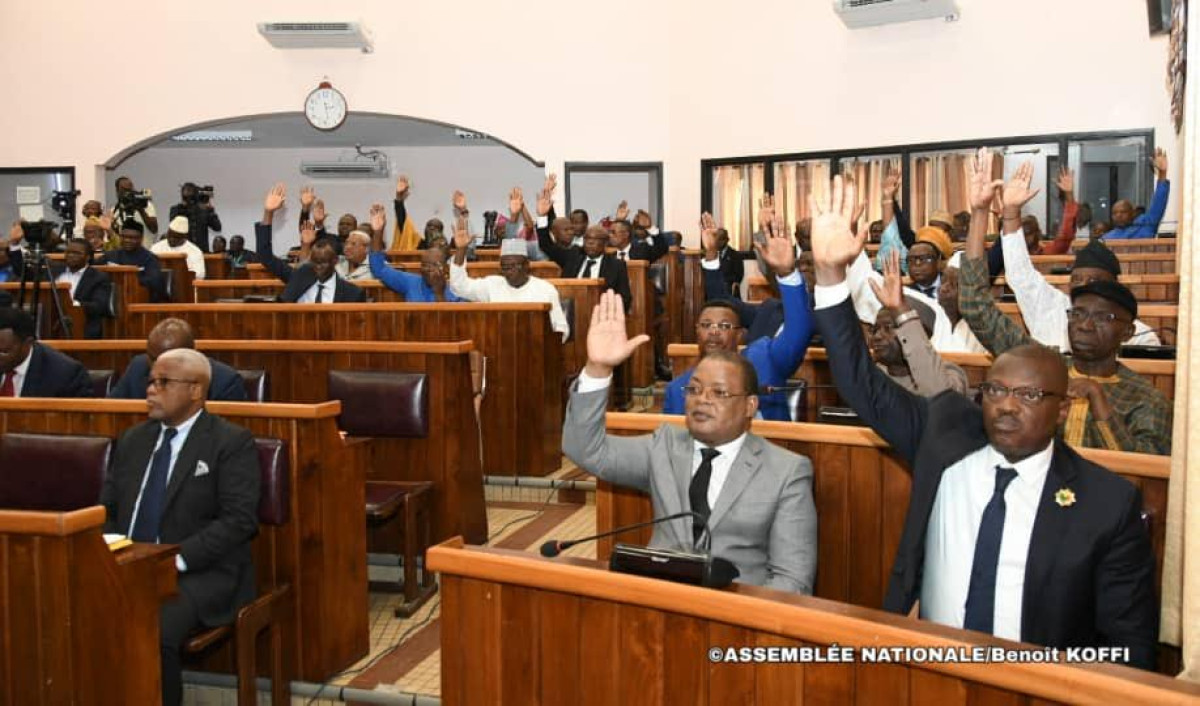 VOTE DE LOIS A POLEMIQUE PAR L’ASSEMBLEE NATIONALE DU BENIN : Quand l’idée de la promotion de la femme fait perdre la raison