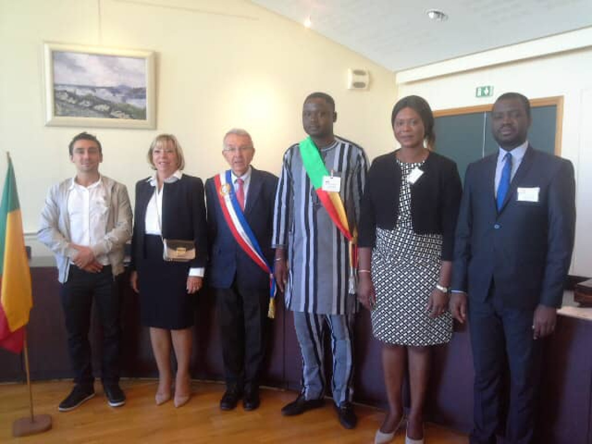 SIGNATURE D’UNE CONVENTION DE PARTENARIAT DÉCENTRALISÉ BANIKOARA-IRIGNY : Bio Sarako Tamou réussit un exploit jamais réalisé à Banikoara