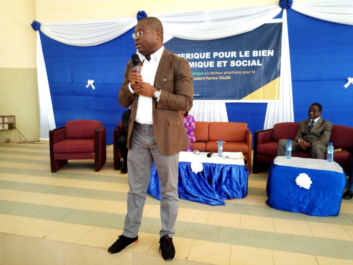 FACE AUX POPULATIONS DE PARAKOU,  Romuald Wadagni s’engage à accompagner les projets du numérique