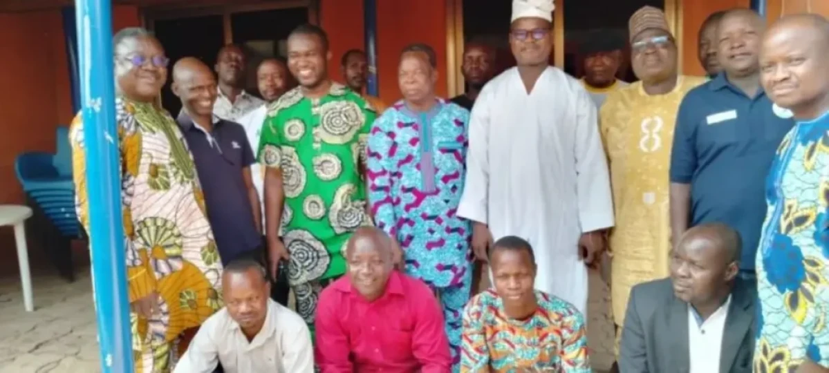 Boukombé: le maire Kouagou et plusieurs élus quittent l&rsquo;ombrage du baobab pour le cheval cabré