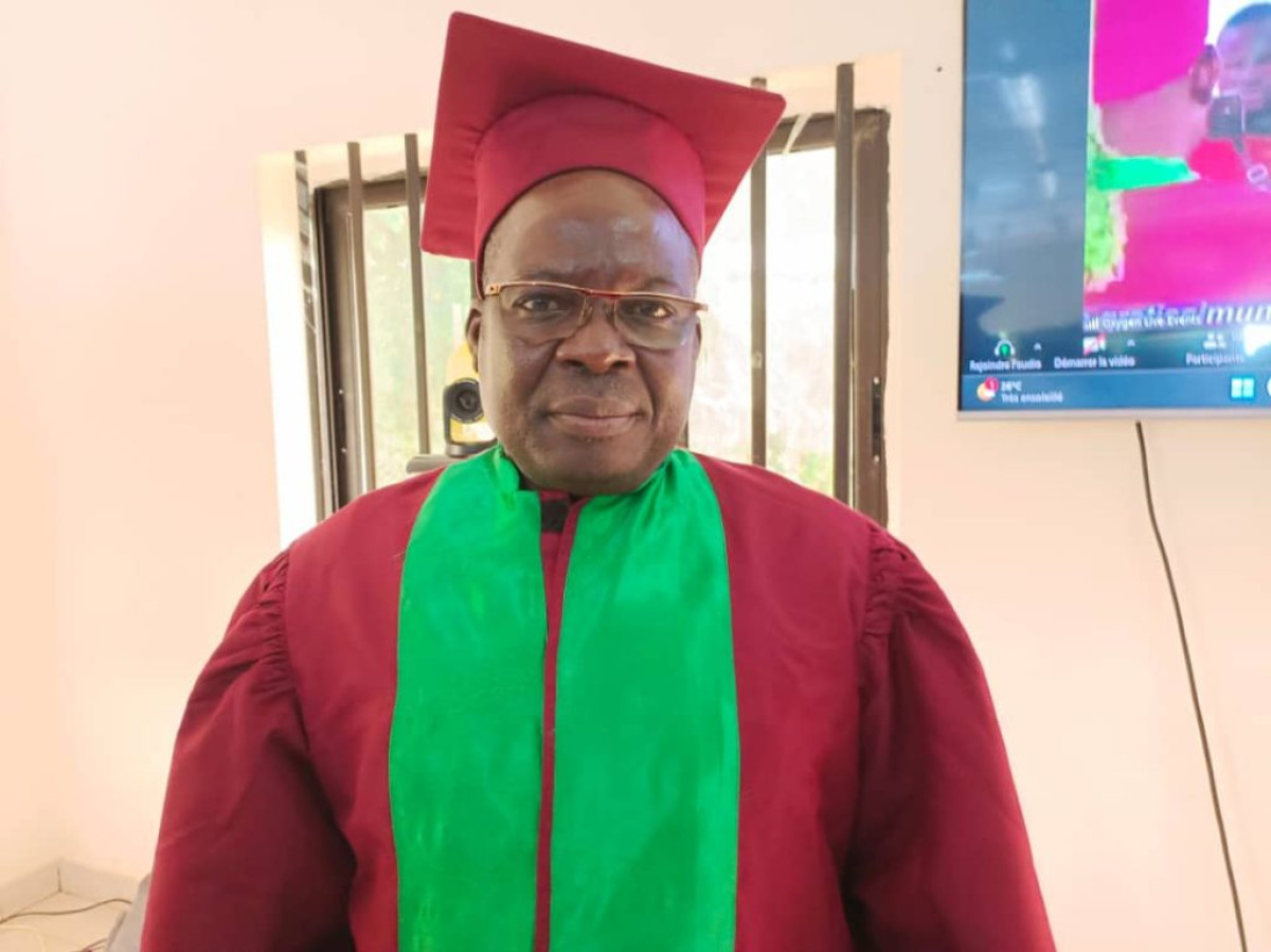 UNIVERSITÉ D&rsquo;ABOMEY-CALAVI : Le maire Alassane Nouhoun décroche son doctorat en sciences agronomiques