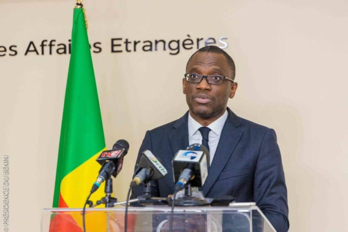 RÉALISATION DES PROJETS DU MINISTÈRE DES AFFAIRES ÉTRANGÈRES POUR 2025 : Olushegun Bakari défend un budget de plus de 19 milliards au parlement