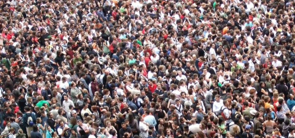 ÉDITO : La guerre des foules électoralistes