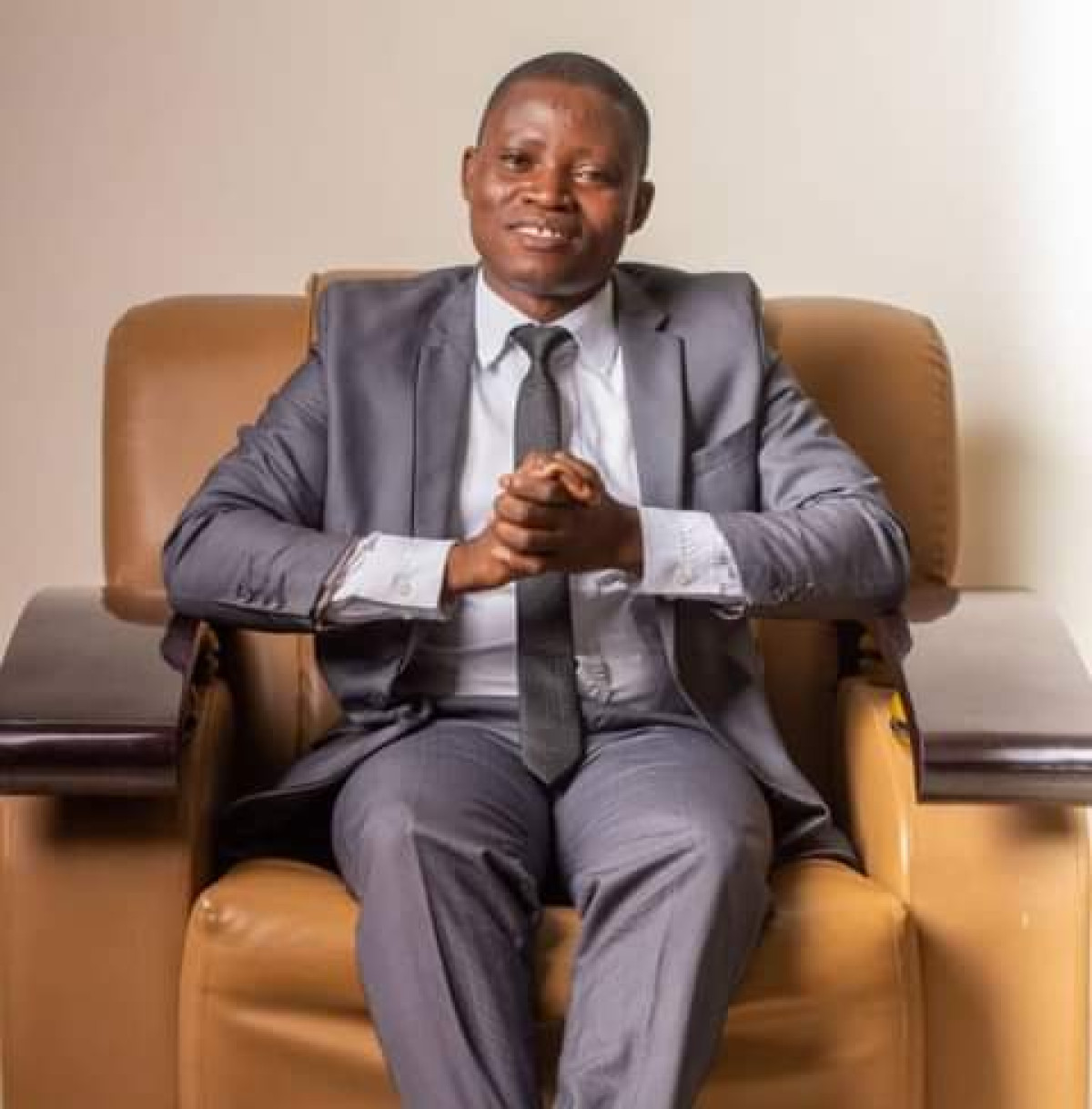 BÉNIN/COMMUNE DE SAKÉTÉ : 500f, c&rsquo;est la taxe à payer pour abattre un porcin  . Lire les autres taxes concernant les manifestations et inhumations