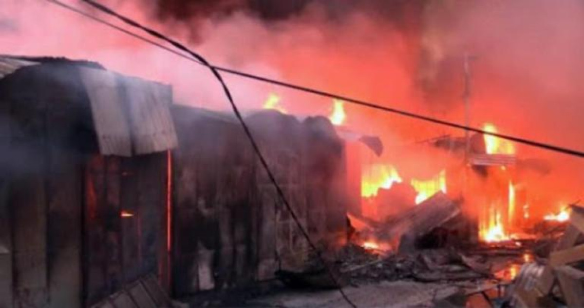 COTONOU/INCENDIE AU MARCHÉ DANTOKPA : Plusieurs boutiques parties en fumée