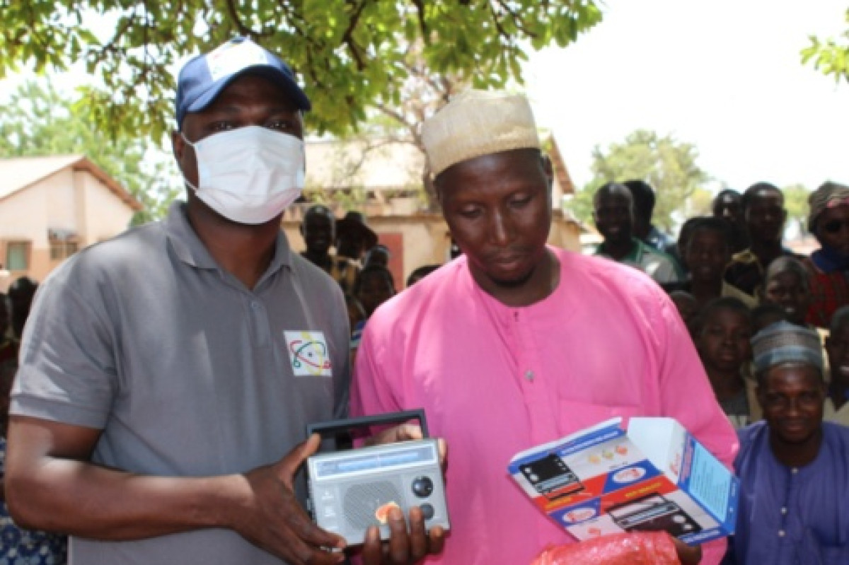 PARTICIPATION CITOYENNE PAR LE NUMERIQUE ‘’CITE.BJ’’ A BANIKOARA : Le maire Sarako Tamou renforce la démocratie locale participative . Les lauréats du jeu radiophonique récompensés