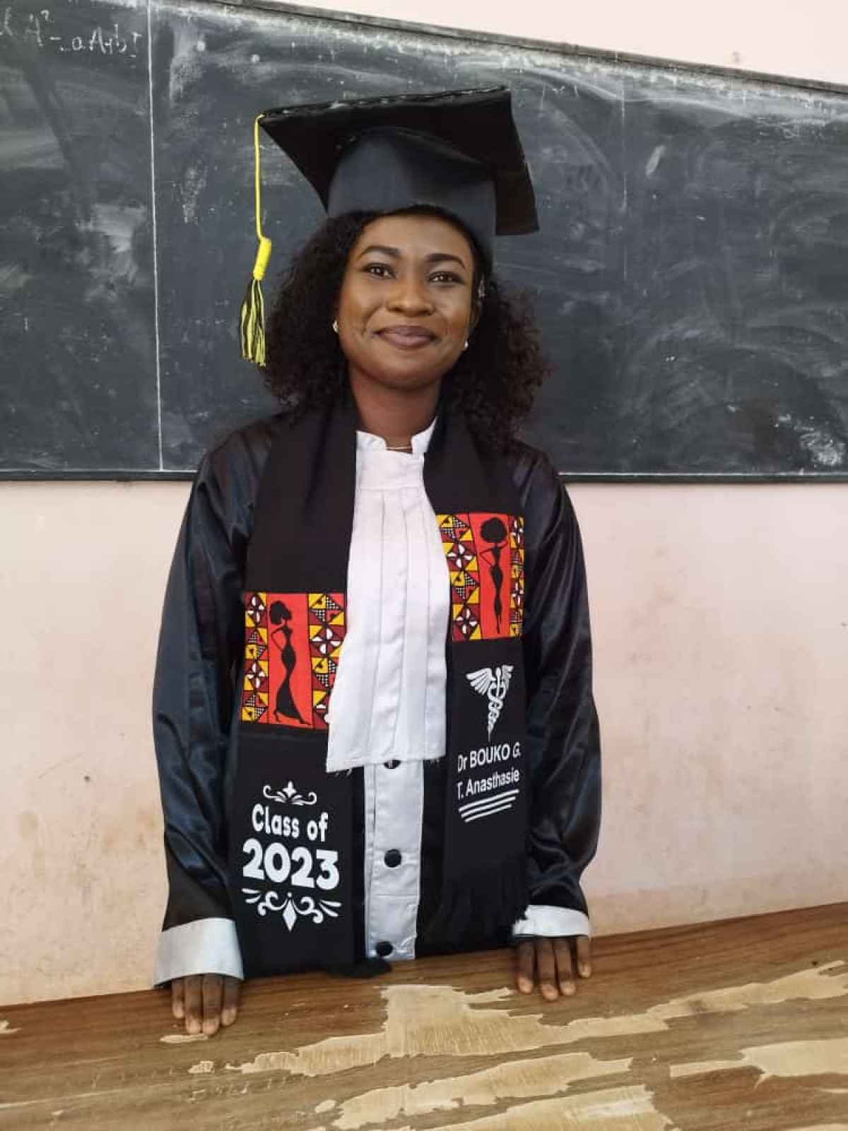 SOUTENANCE DE THÈSE À L&rsquo;UNIVERSITÉ JOSEPH KI-ZERBO DE OUAGADOUGOU : Anasthasie Bouko, nouvelle docteure en médecine