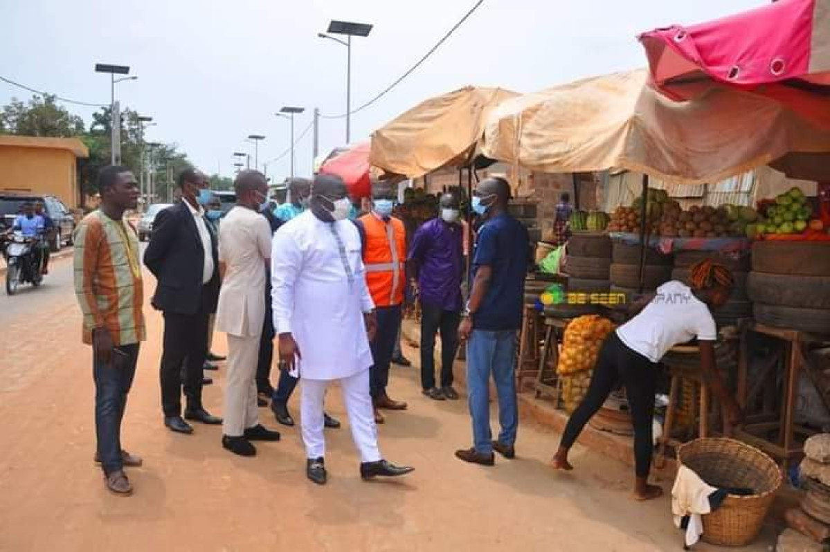 OCCUPATION DES TROTTOIRS A ABOMEY-CALAVI  : Le maire Angelo Ahouandjinou fait libérer les espaces publics