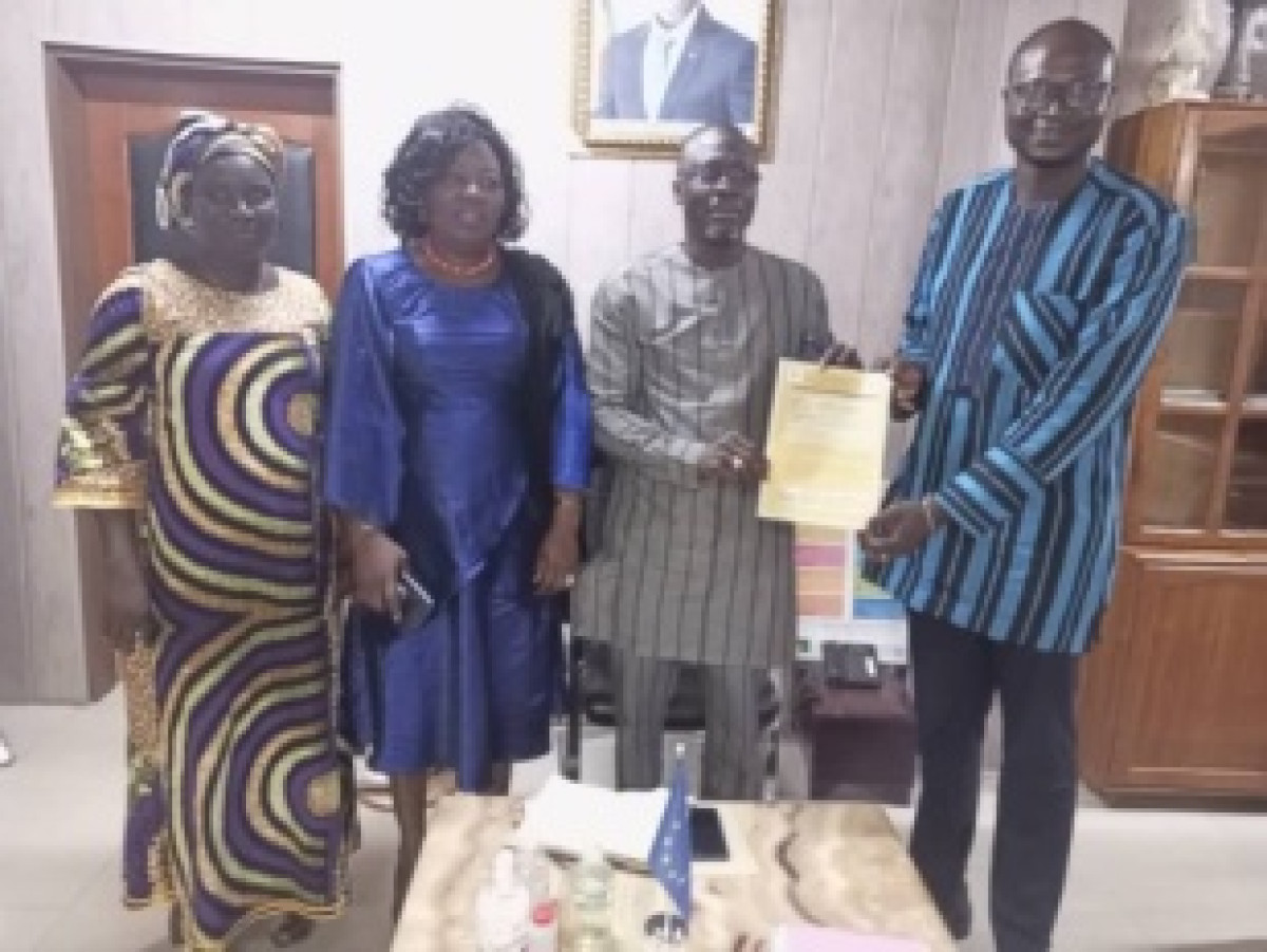 AMICALE DES AUDITEURS DE MASTER EN ALDD AU CABINET DU MAIRE DE PARAKOU : Inoussa Zimé Chabi apporte son soutien à l’association