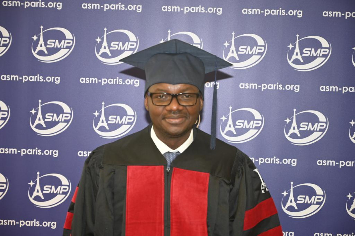 APRÈS SA SOUTENANCE À PARIS : Le Colonel Idrissou Imorou, désormais Docteur en Sciences de Gestion