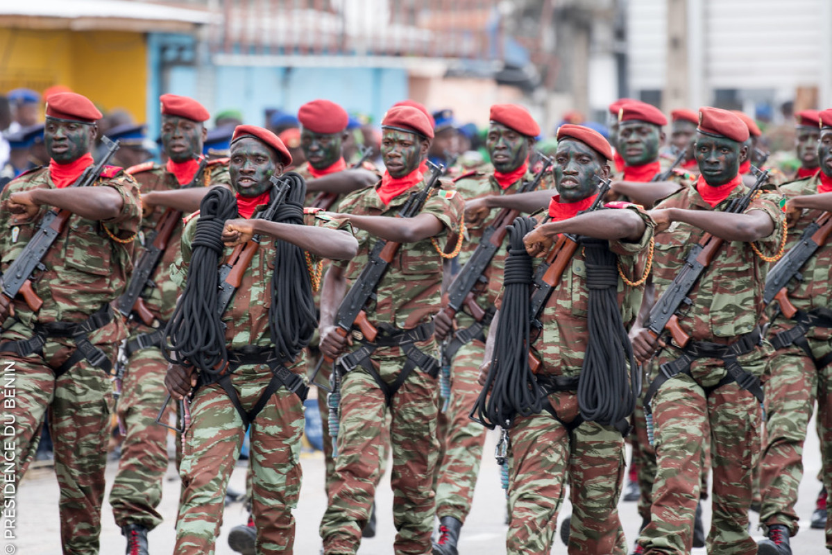 CELEBRATION DU 1ER AOÛT AU BENIN : La fête a perdu son sens sans le défilé militaire . Talon et son gouvernement ont manqué d&rsquo;inspiration