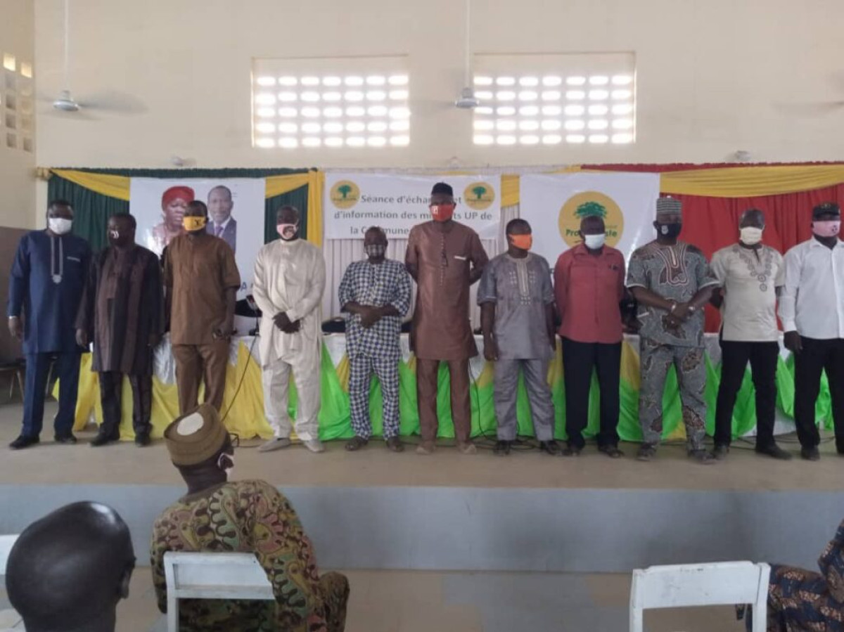 SEANCE D&rsquo;INFORMATION ET D&rsquo;ÉCHANGE DES MILITANTS UP DE BANIKOARA : Le maire Sarako Tamou ratisse large pour la réélection de Talon