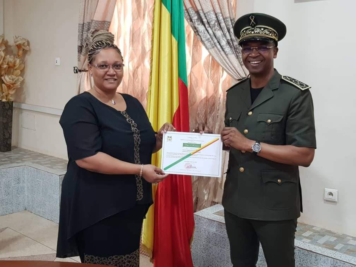 VÉRITABLES ARTISANS DES PERFORMANCES DE LA PRÉFECTURE DE PARAKOU : Le préfet Mama Cissé distingue ses Chefs de Service