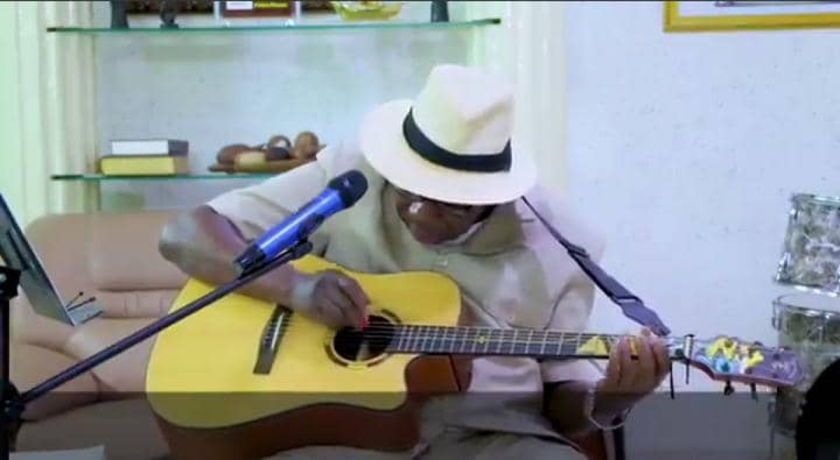 À QUELQUES HEURES DE LA CÉLÉBRATION DE LA FÊTE DE PÂQUES : L&rsquo;ancien Président Boni Yayi sort une chanson 