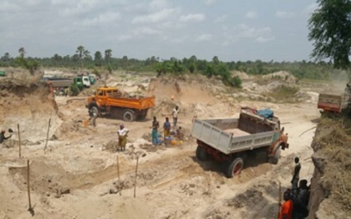 EXTRACTION ILLICITE DU SABLE BLANC À SEME-KPODJI : La forêt-galerie de Tohouè en danger